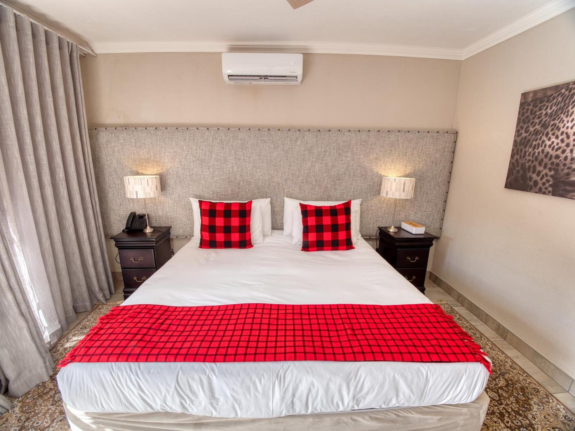 Tembo Guest Lodge Hazyview Bagian luar foto