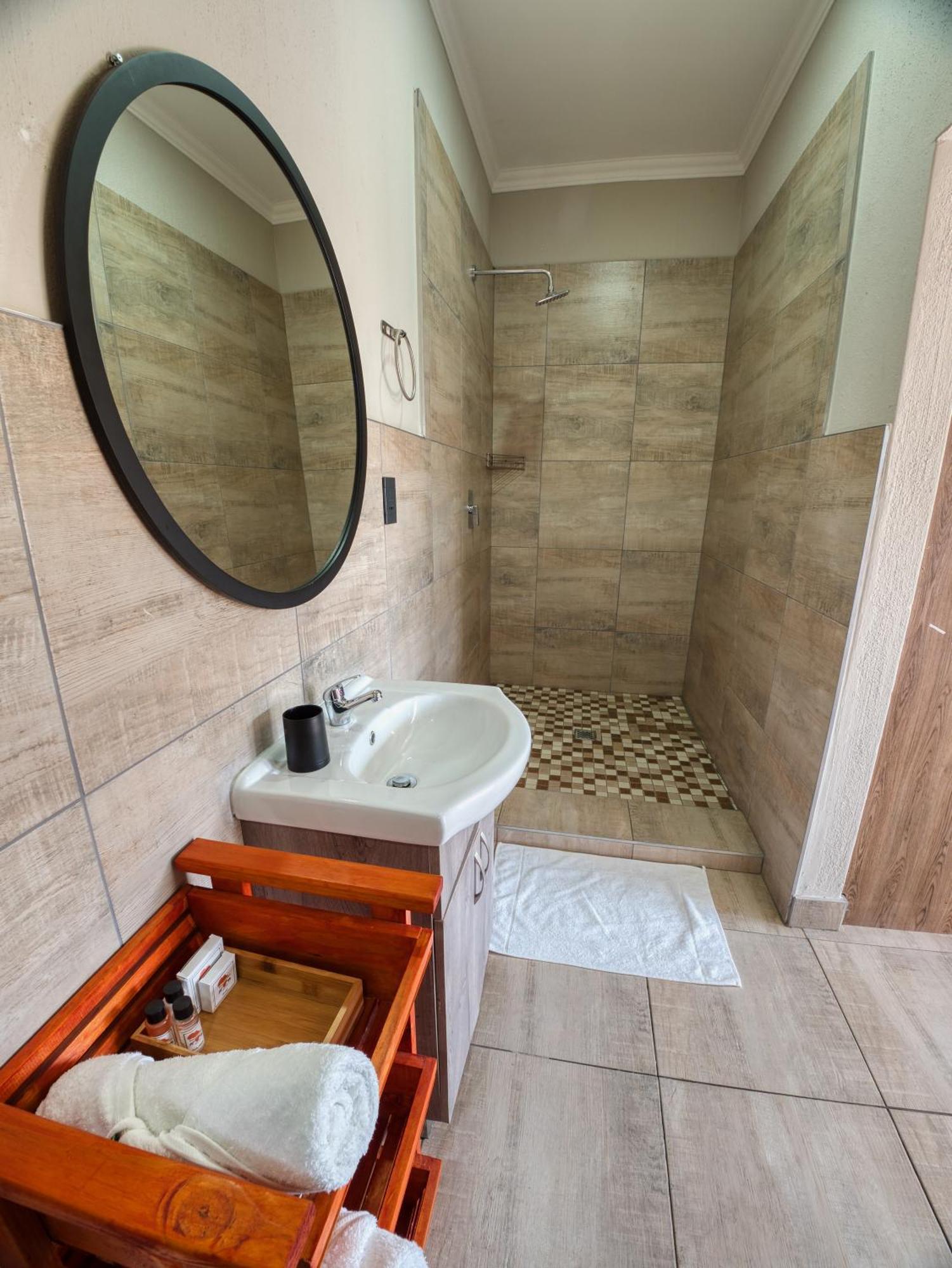 Tembo Guest Lodge Hazyview Bagian luar foto